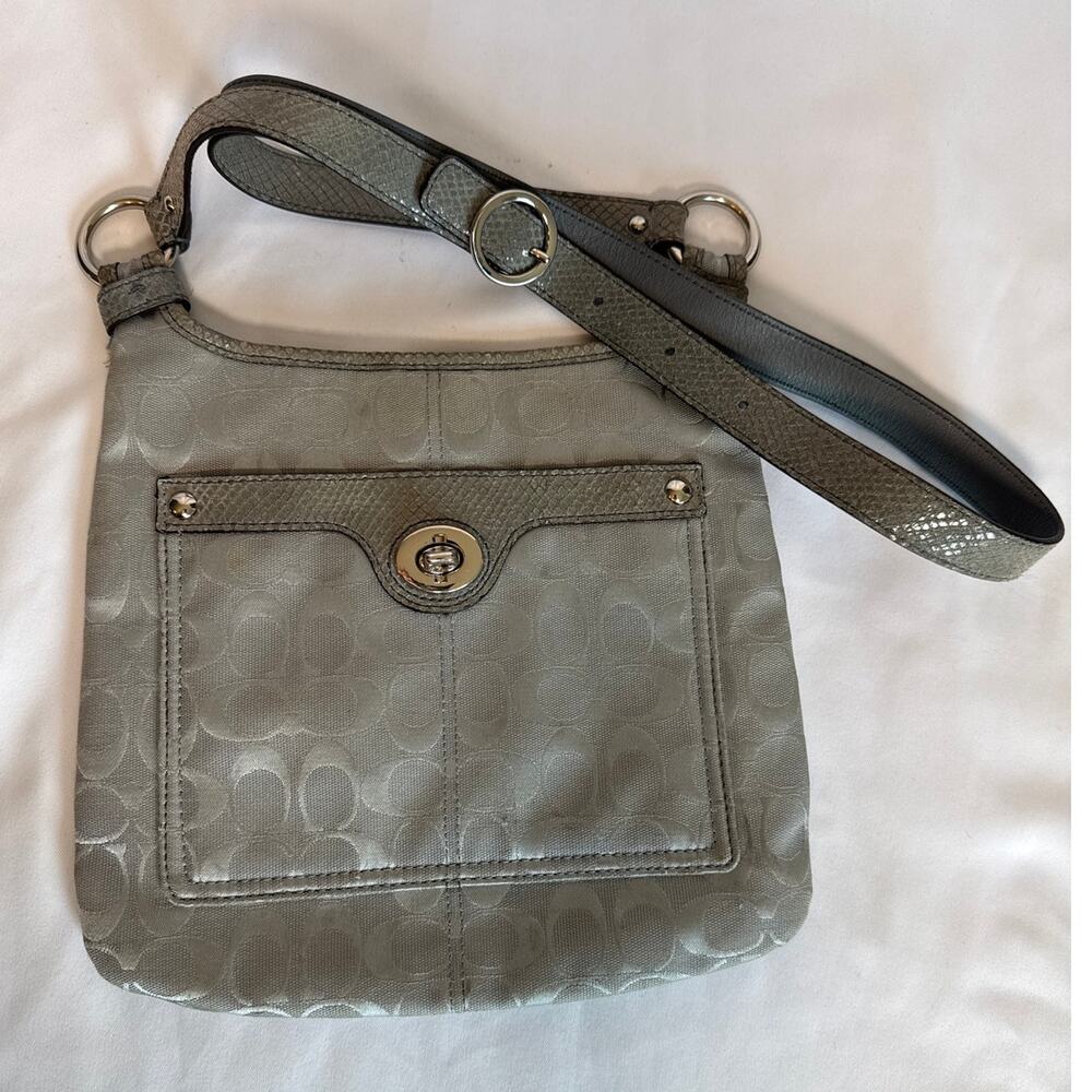 Coach Penelope Crossbody Bag Gray Signature Jacquard Monogram EUC